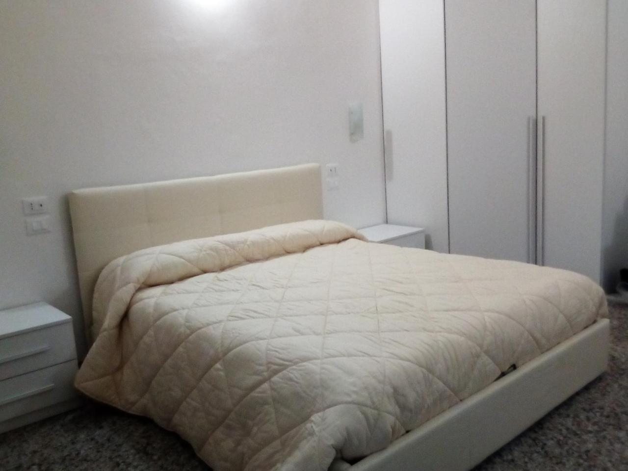 Bed and Breakfast Officina Urban Sleep Сан-Бенедетто-дель-Тронто Екстер'єр фото
