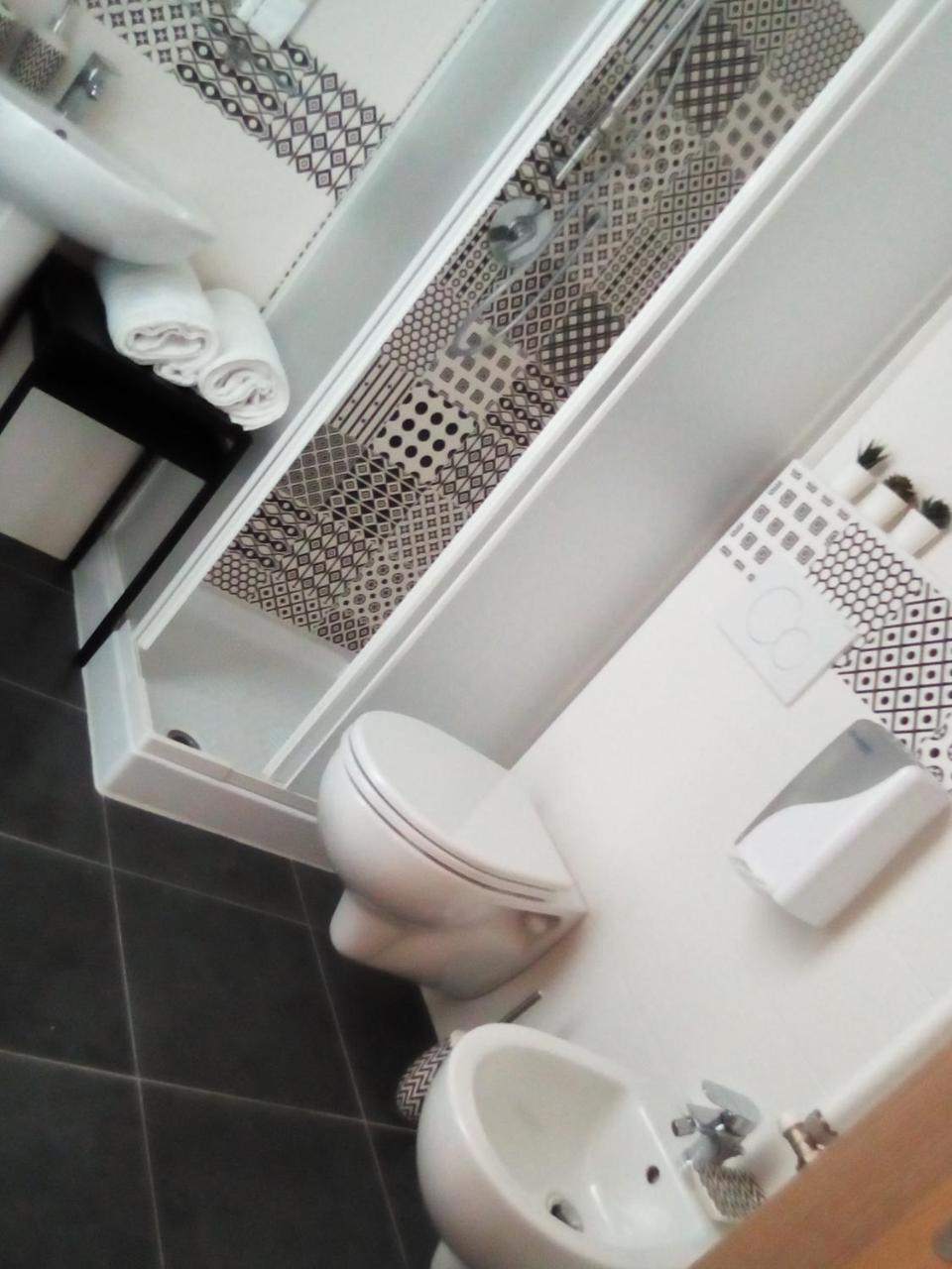 Bed and Breakfast Officina Urban Sleep Сан-Бенедетто-дель-Тронто Екстер'єр фото