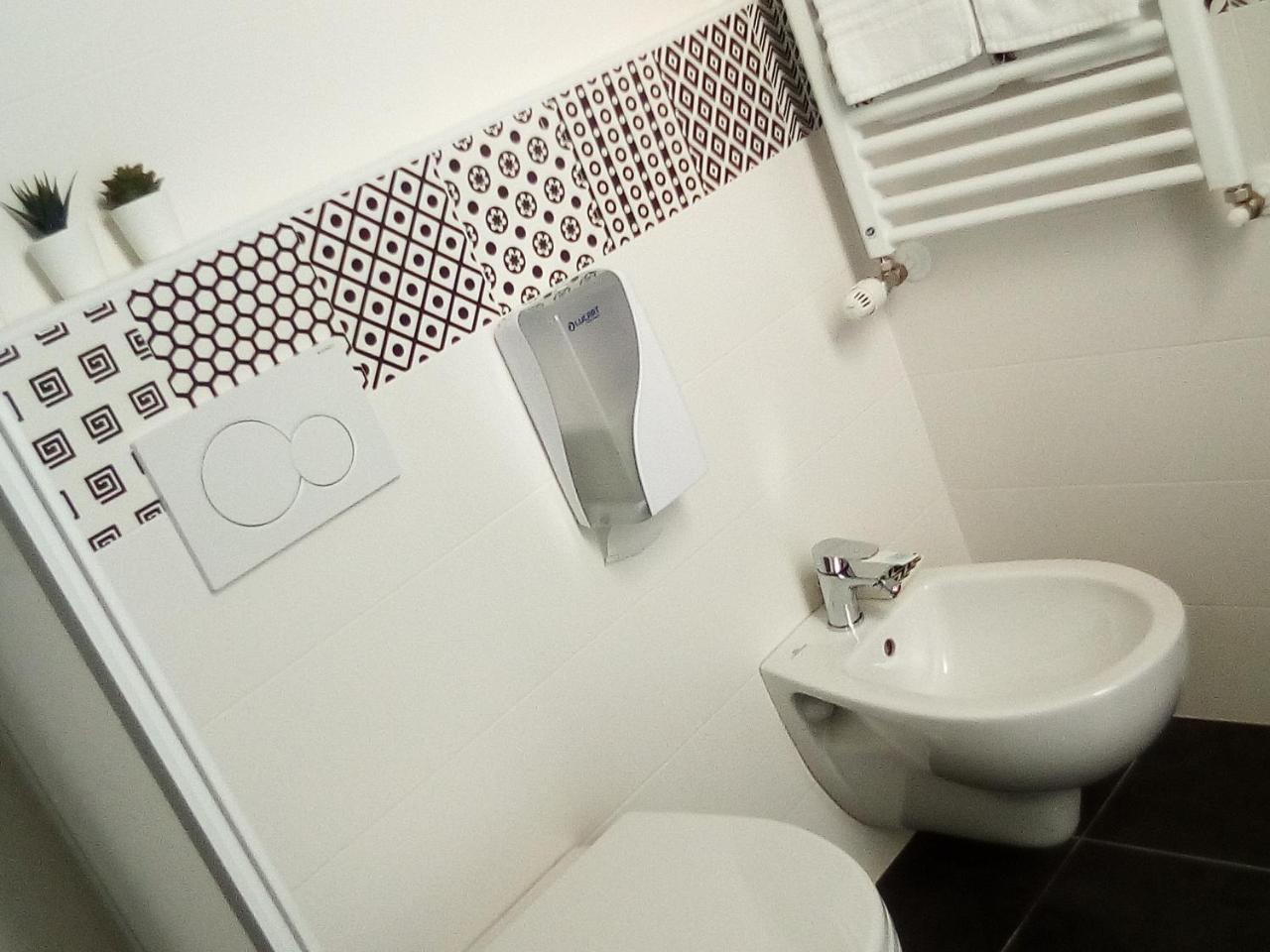 Bed and Breakfast Officina Urban Sleep Сан-Бенедетто-дель-Тронто Екстер'єр фото