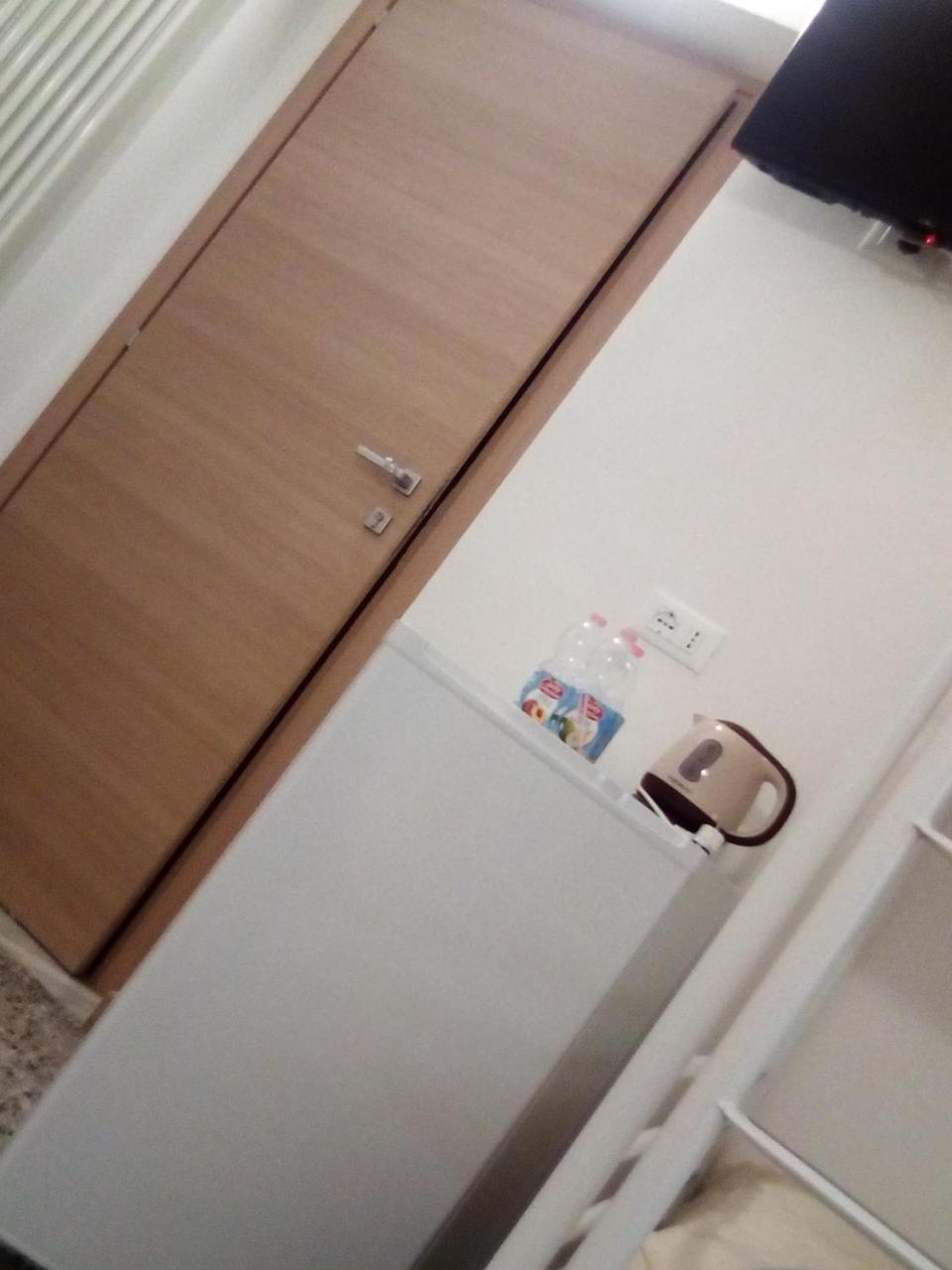 Bed and Breakfast Officina Urban Sleep Сан-Бенедетто-дель-Тронто Екстер'єр фото