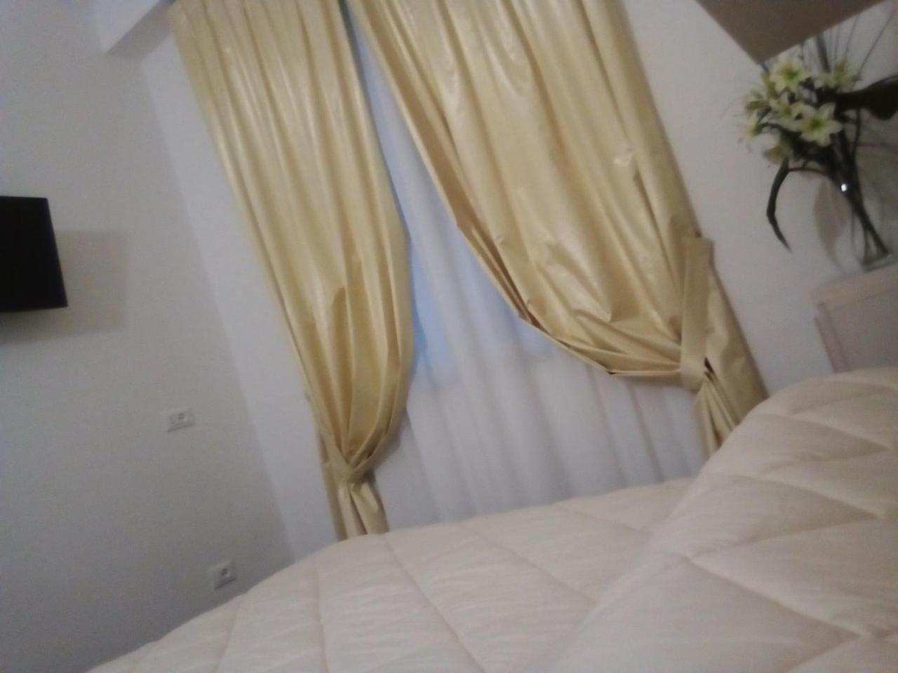 Bed and Breakfast Officina Urban Sleep Сан-Бенедетто-дель-Тронто Екстер'єр фото