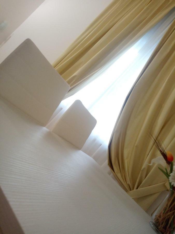 Bed and Breakfast Officina Urban Sleep Сан-Бенедетто-дель-Тронто Екстер'єр фото