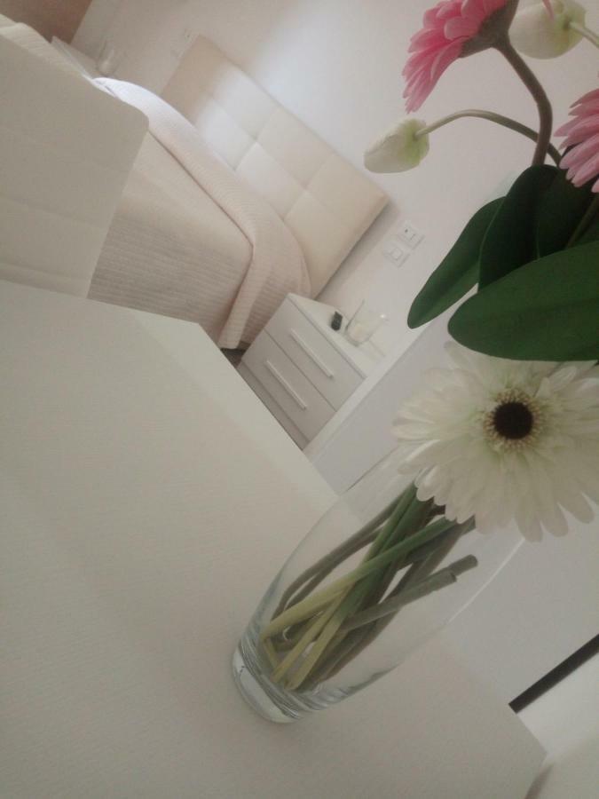 Bed and Breakfast Officina Urban Sleep Сан-Бенедетто-дель-Тронто Екстер'єр фото